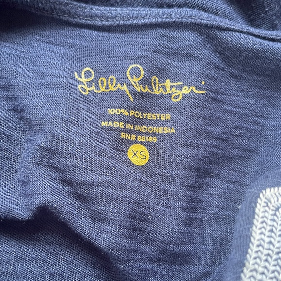 Lily Pulitzer embroidered neckline V neck dress.  Size XS - Picture 4 of 6